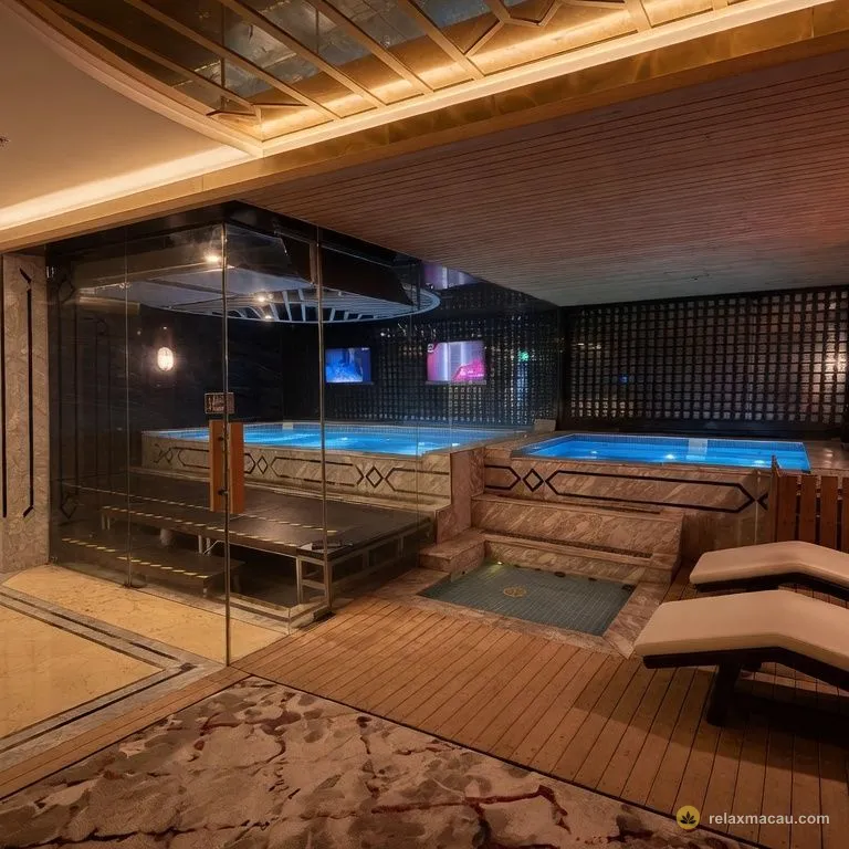Oceanic Royal Spa gold-ceiling pool