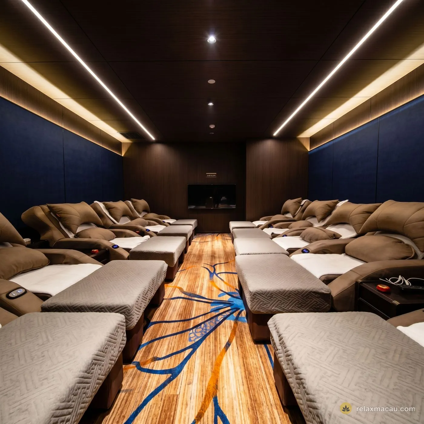 Number Nine Spa recliner lounge
